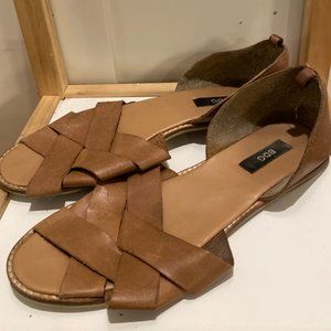 leather sandal flats